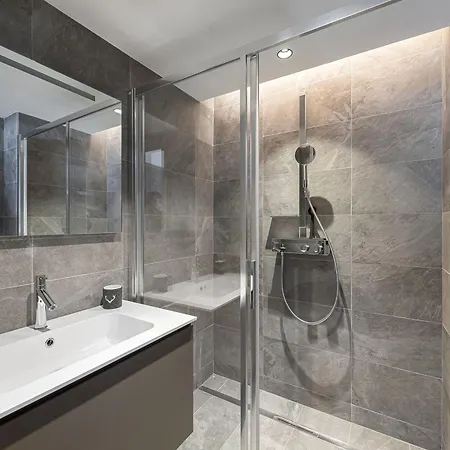 Appartement Neuf Avec Terrasse, 2 Pres Des Pistes, Sauna, Hammam, Salle De Sport, Parking - Fr-1-569-57 Megève
