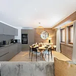 Neuf Avec Terrasse, 2 Pres Des Pistes, Sauna, Hammam, Salle De Sport, Parking - Fr-1-569-57 Apartment