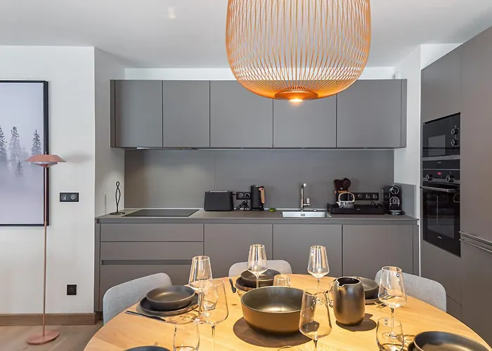 Neuf Avec Terrasse, 2 Pres Des Pistes, Sauna, Hammam, Salle De Sport, Parking - Fr-1-569-57 Megève